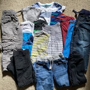 Boys 3T wardrobe pack! Jeans, pants and t-shirts